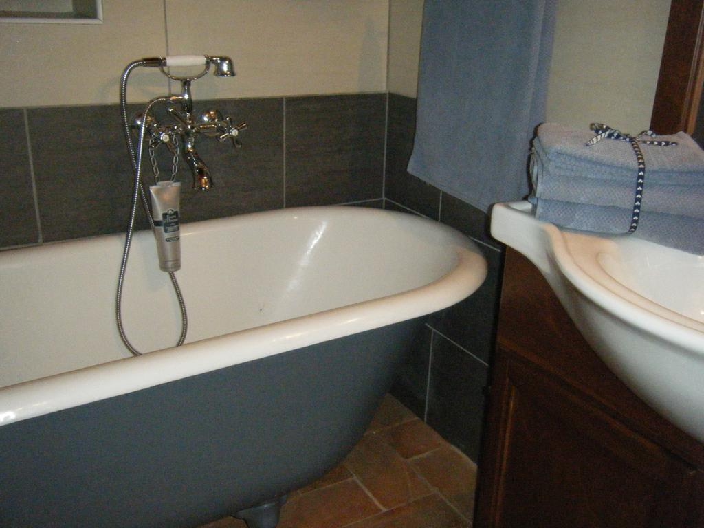 B&B Il Salice Veruno Quarto foto